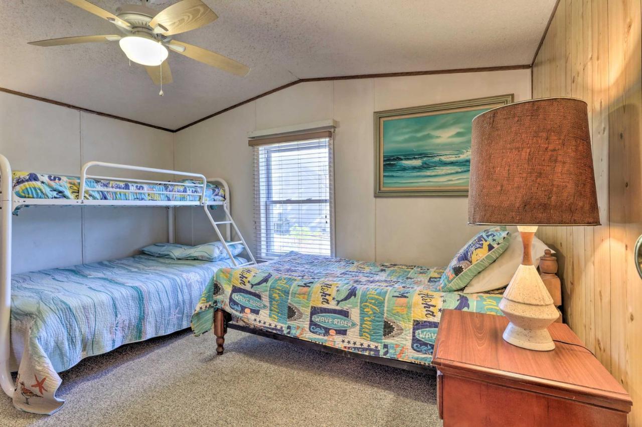 Вилла Quaint Chincoteague Island Hideaway With 2 Porches! Экстерьер фото